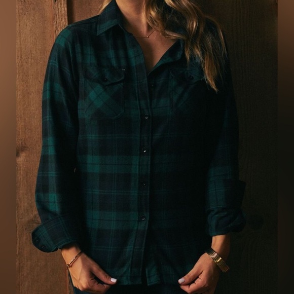 Ci Sono Tops - Ci sono women’s button down plaid boyfriend flannel size small